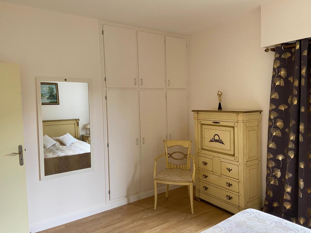 Les Grands Tilleuls Bed & Breakfast Guignes Bagian luar foto